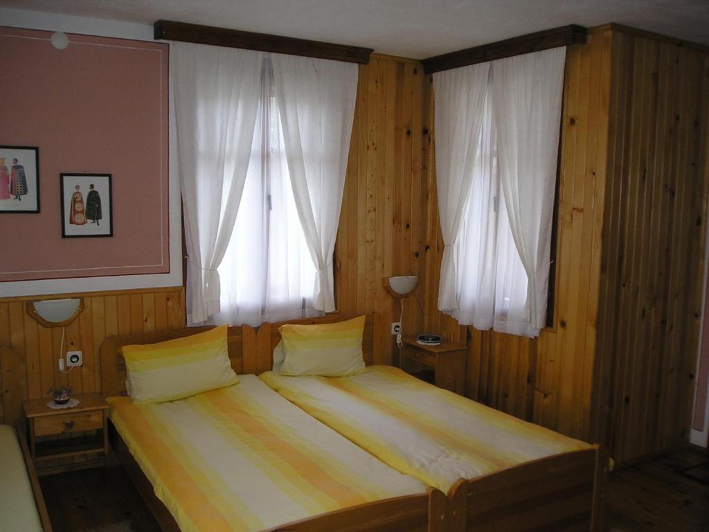 Guest House Bolyarka Koprivshtitsa Kamer foto